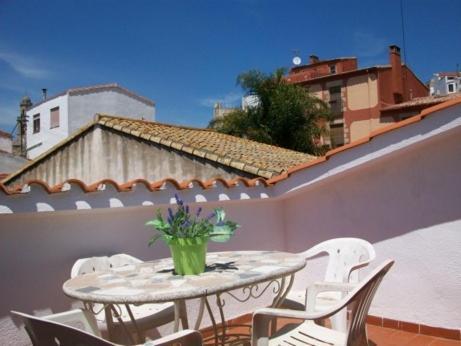 Apartamentos Mitus Canet De Mar Kültér fotó