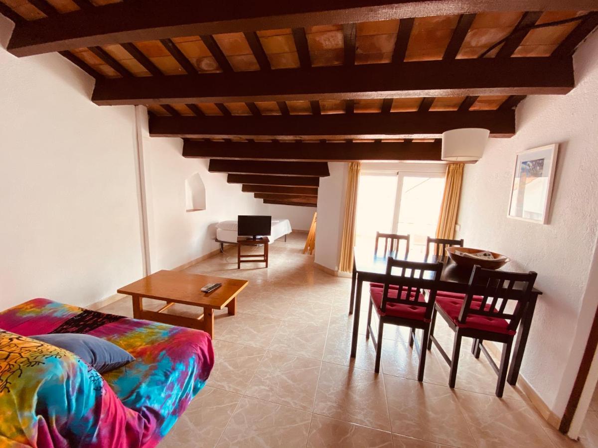 Apartamentos Mitus Canet De Mar Kültér fotó