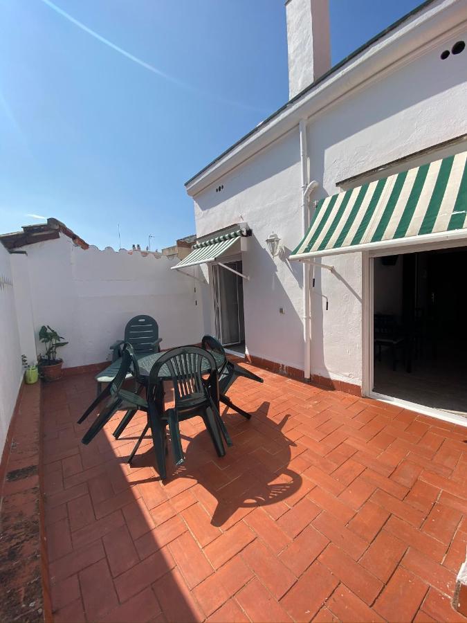 Apartamentos Mitus Canet De Mar Kültér fotó